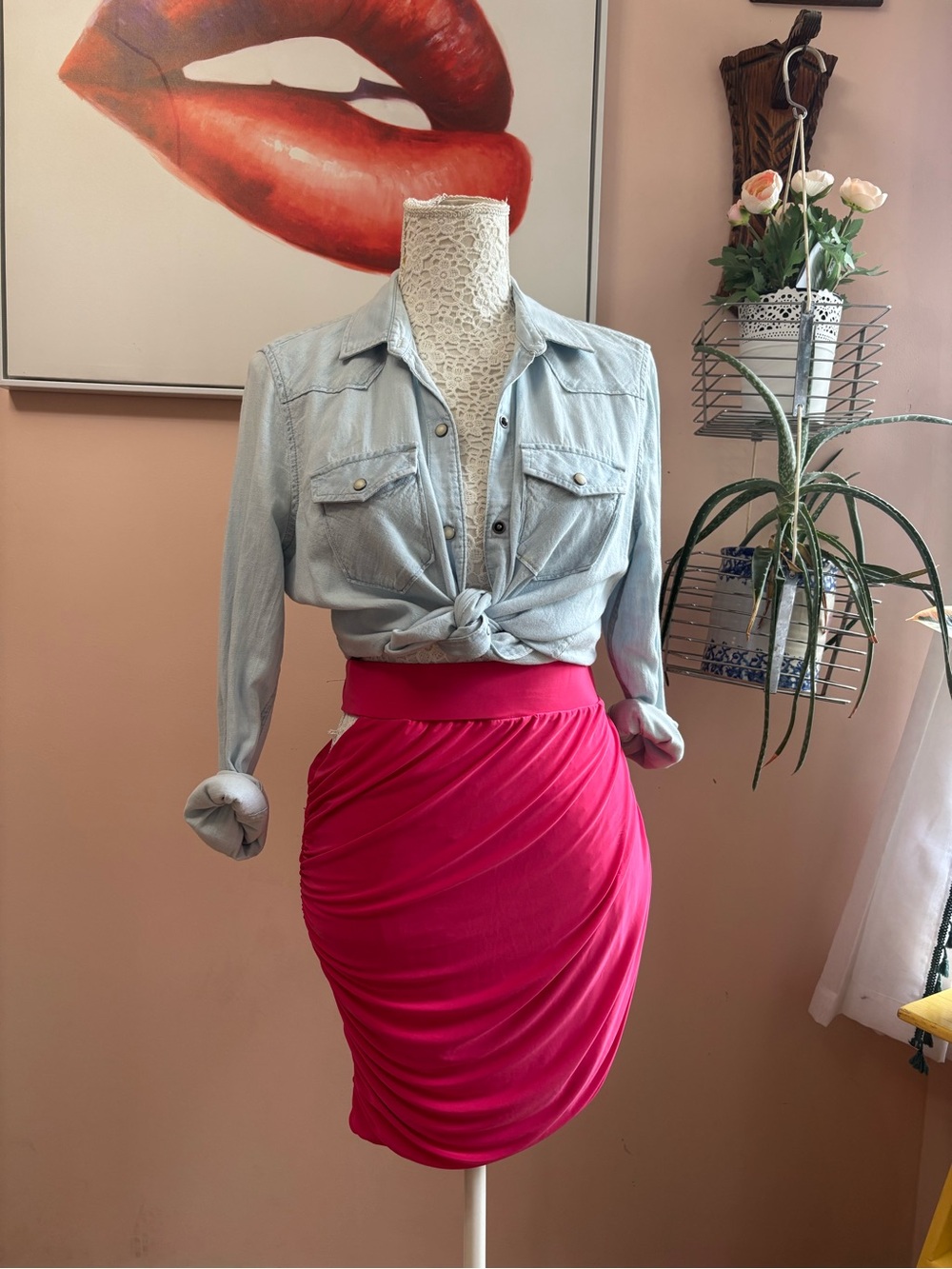 Vintage Fuchsia Ruched BodyCon Mini Skirt with Side Cut Out